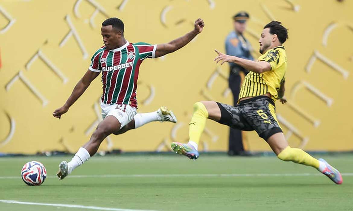 Fluminense joga melhor, mas fica no empate