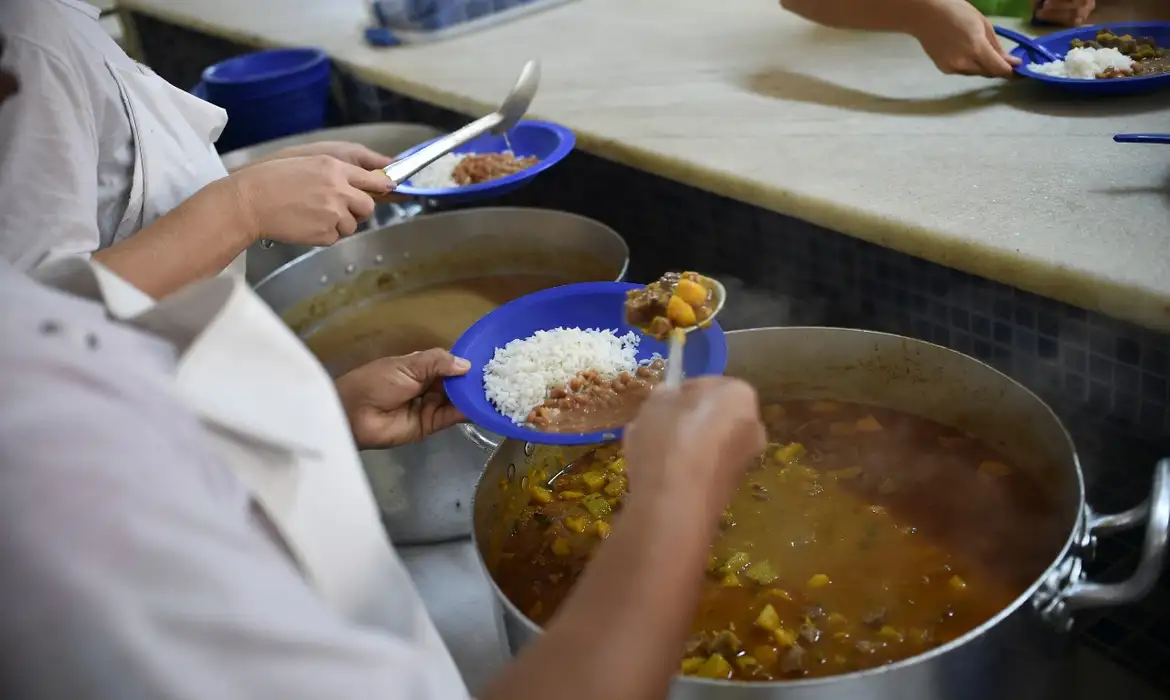 Brasil sai do Mapa da Fome, indica relatório