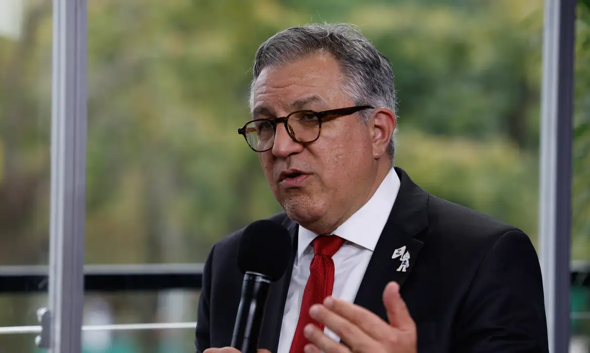 Padilha reafirma que tarifaço não fará