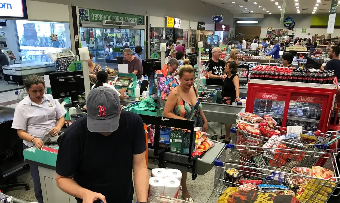 Atividade acumula quatro meses seguidos de alta