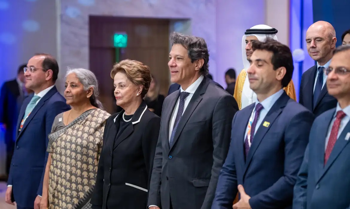 Negociações para sistema próprio de pagamento do Brics