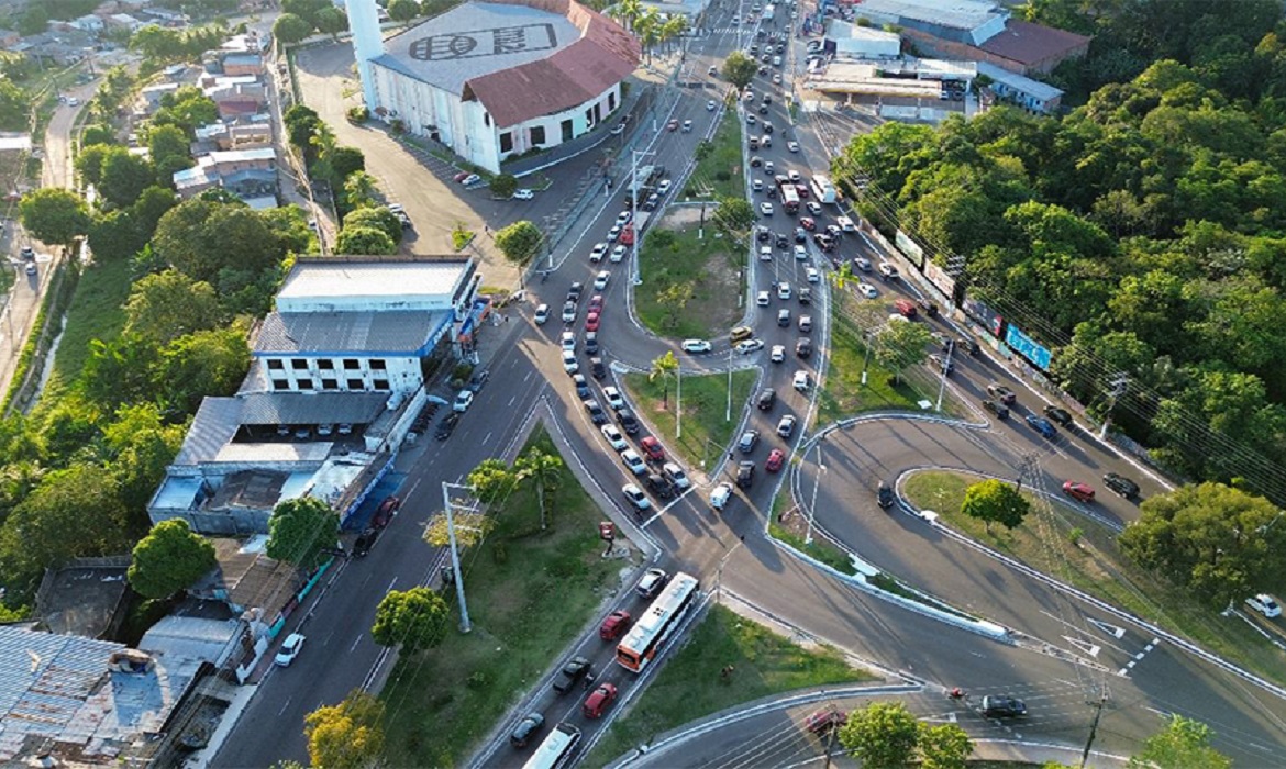 Viaduto que ligará três bairros de Manaus