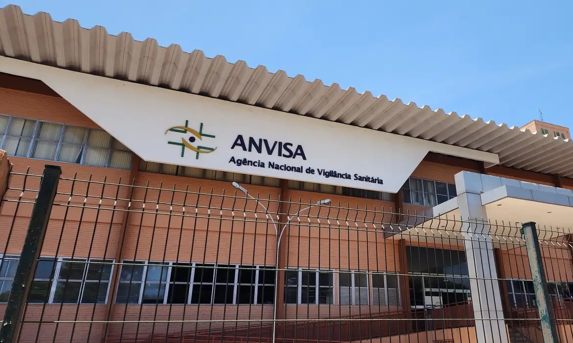 Anvisa proíbe comercialização de medicamentos