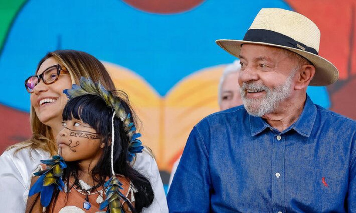 share more anim-content Publicidade zoom.com.br Bolsonaro - Compre em até 12x sem juros anim-content Publicidade Alarmes Verisure® Monitoramento Via SmartPhone Estadão 208.7K Seguidores Lula diz que Bolsonaro tentou dar golpe e fugiu como ‘rato’