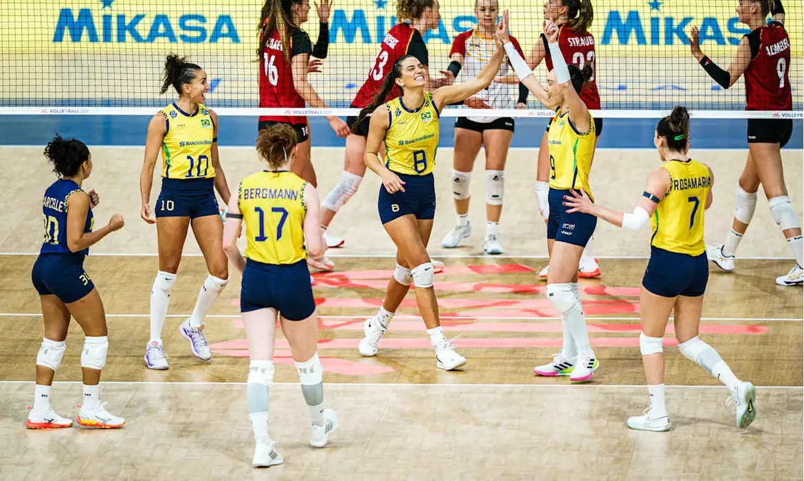 Vôlei: Brasil vence Alemanha e encara Japão na semi