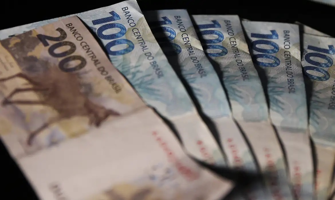 FGTS distribuirá quase R$ 13 bi