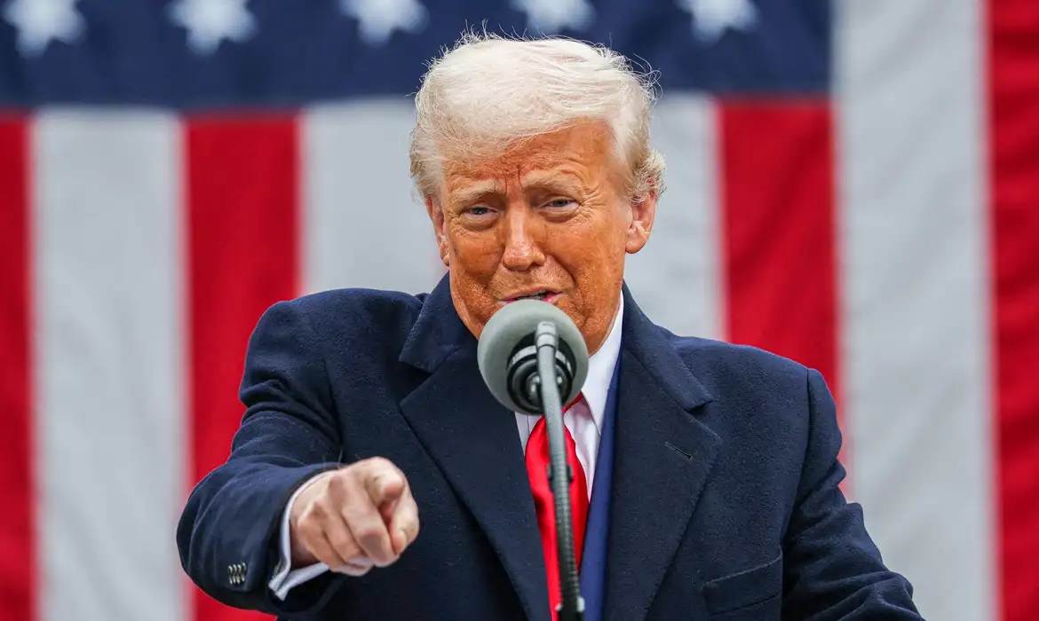Trump ameaça países que se alinhem ao Brics