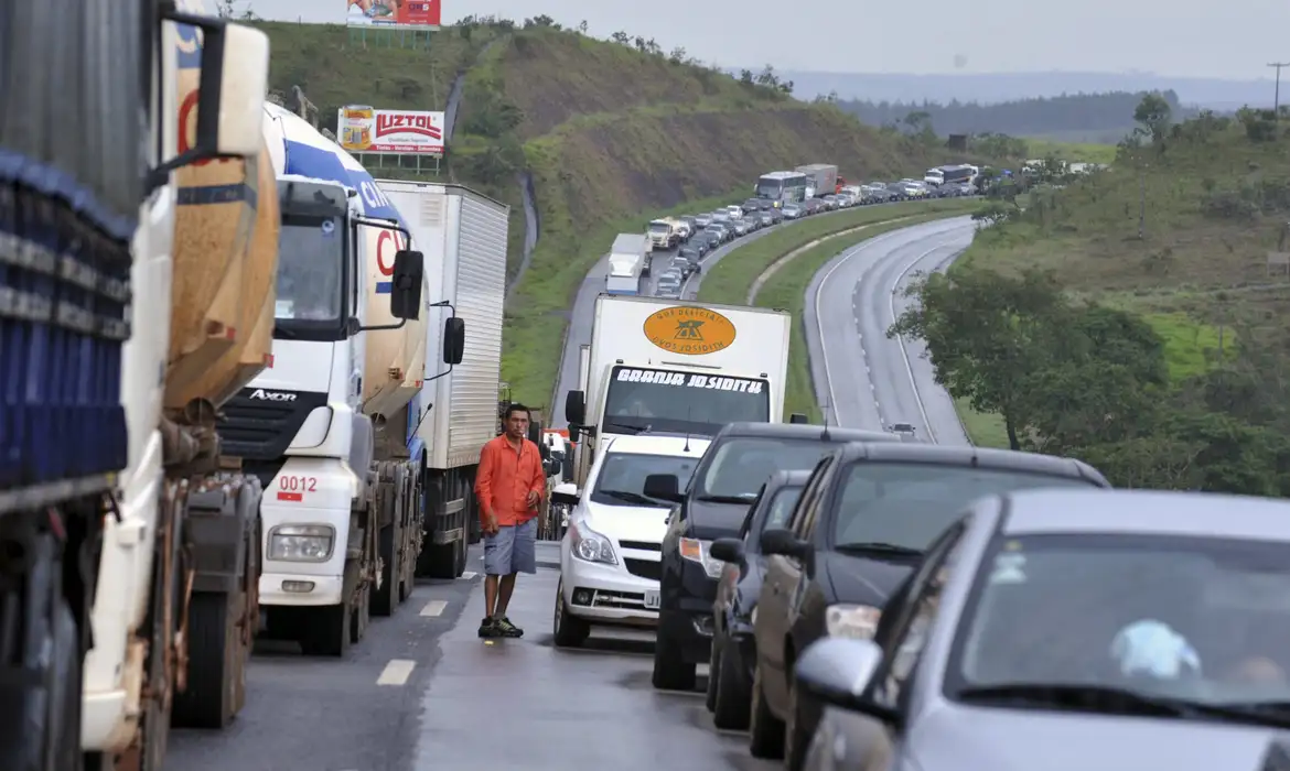 Juíza federal manda governo reativar radares
