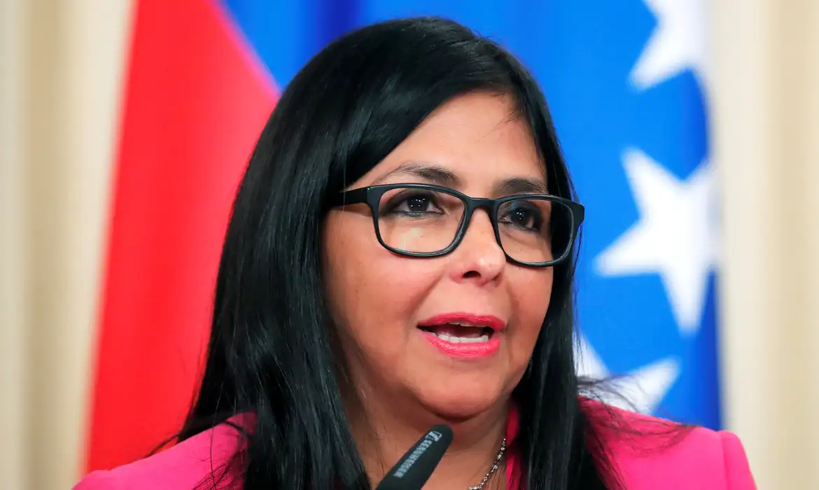 Caracas adverte que ataque à Venezuela será calamidade