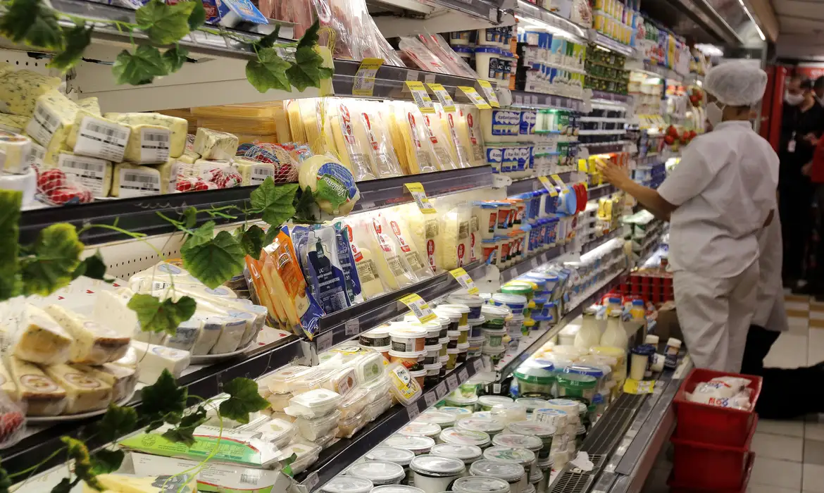 Exportações de alimentos caem em agosto
