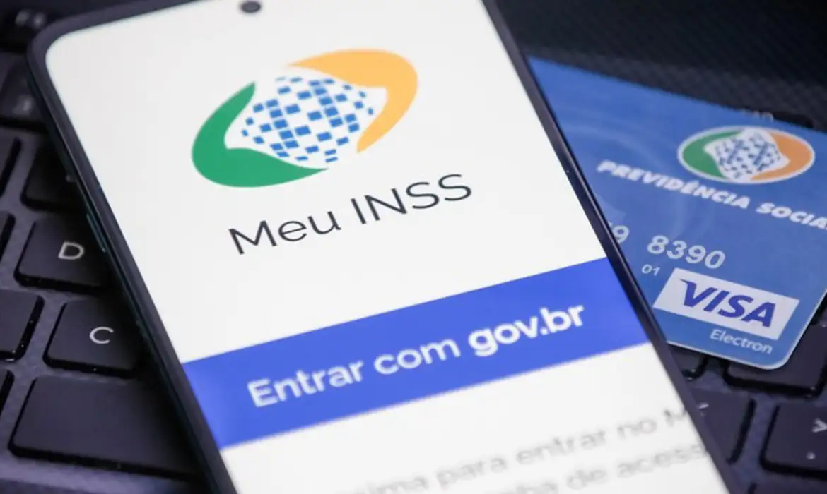 Governo já devolveu R$ 1,29 bi a aposentados