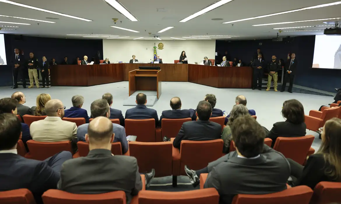 STF terá sessões extras para julgamento