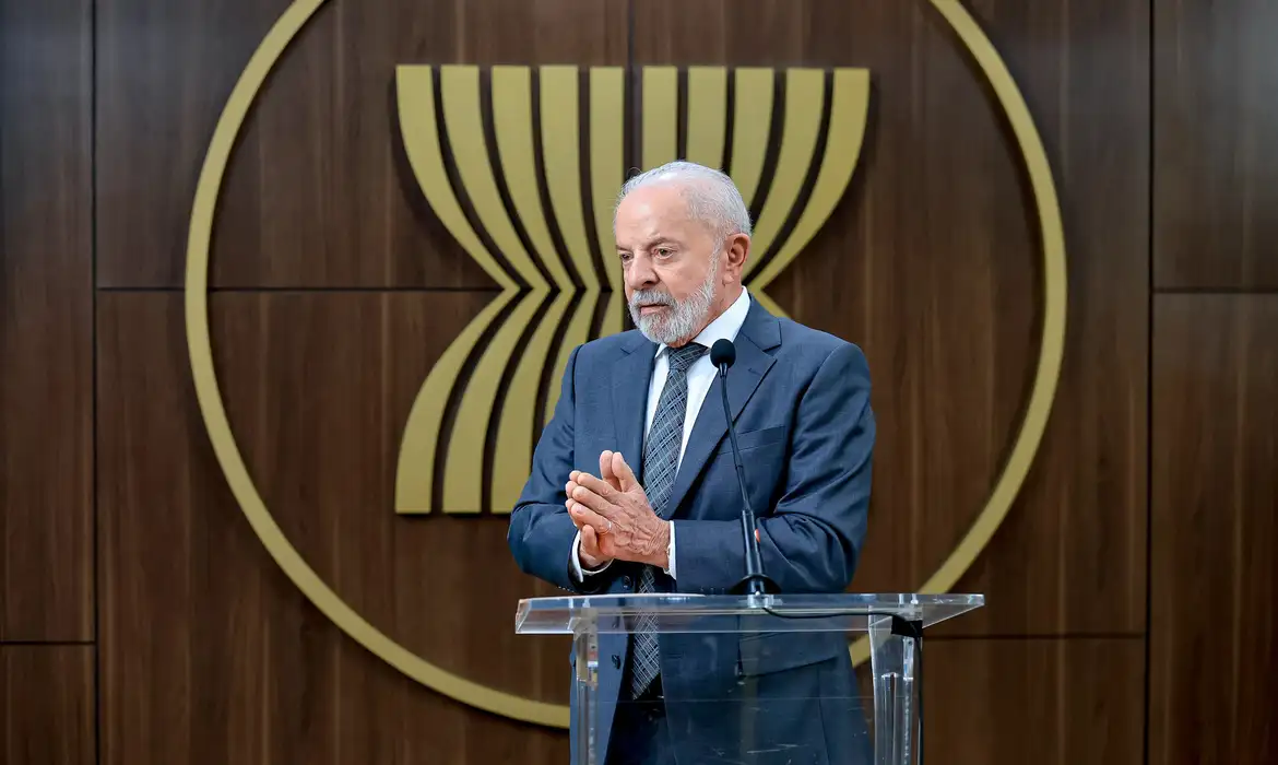 Lula quer discutir com Trump punição