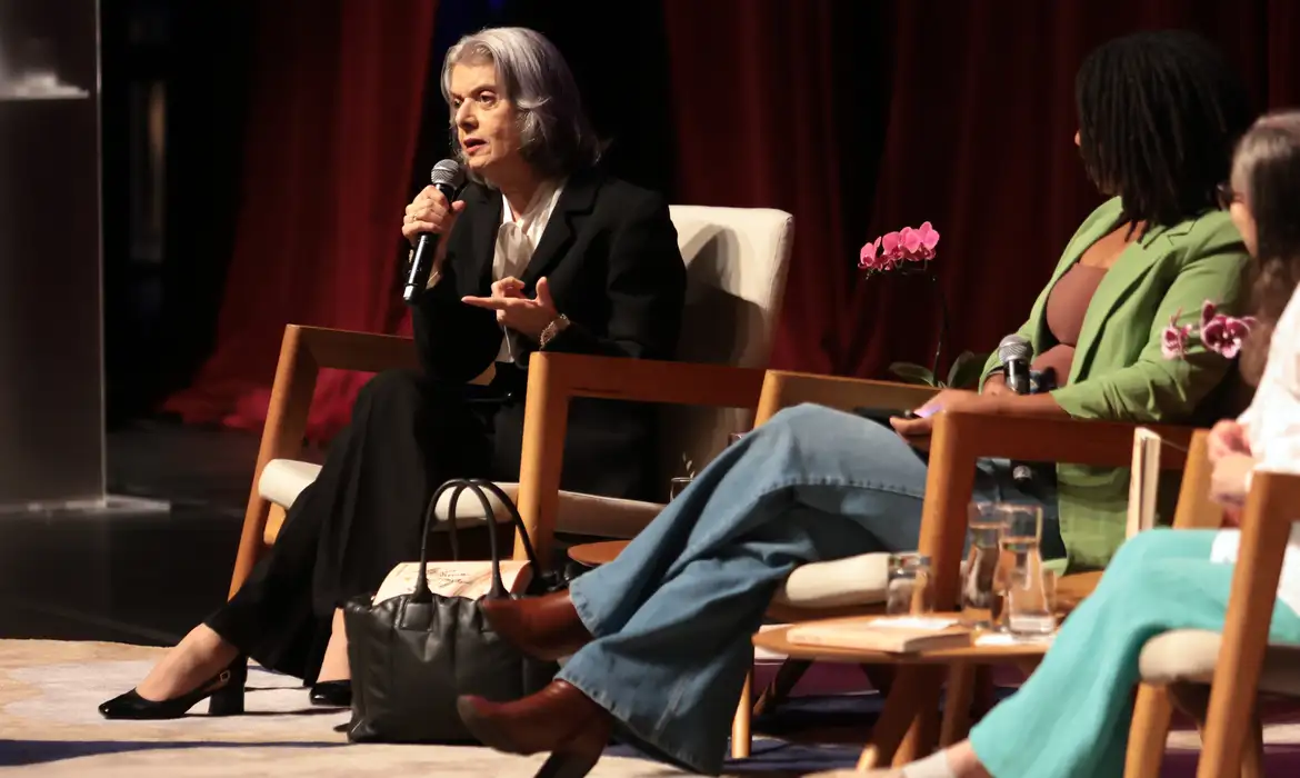 Todos sabem minha posição sobre mulheres no STF
