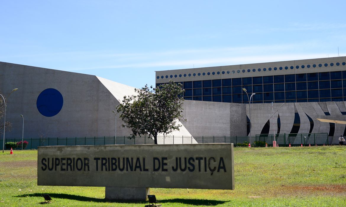 STJ autoriza ronda virtual em busca de pornografia