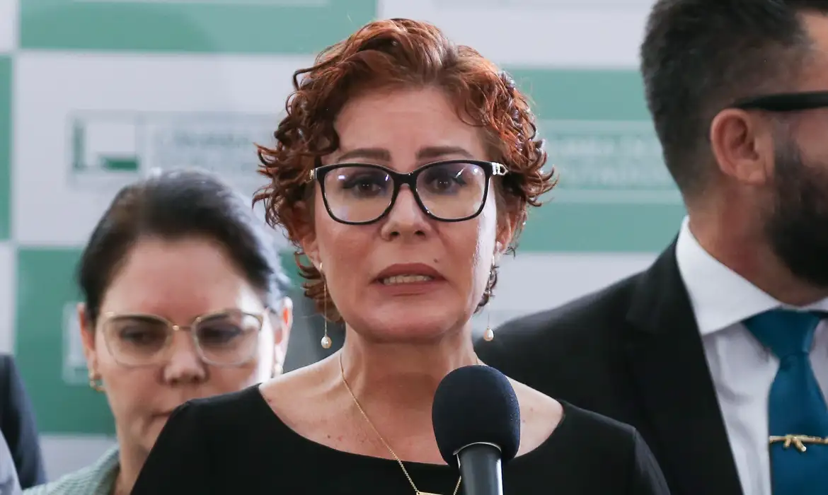 Por unanimidade, STF mantém decisão sobre perda do mandato
