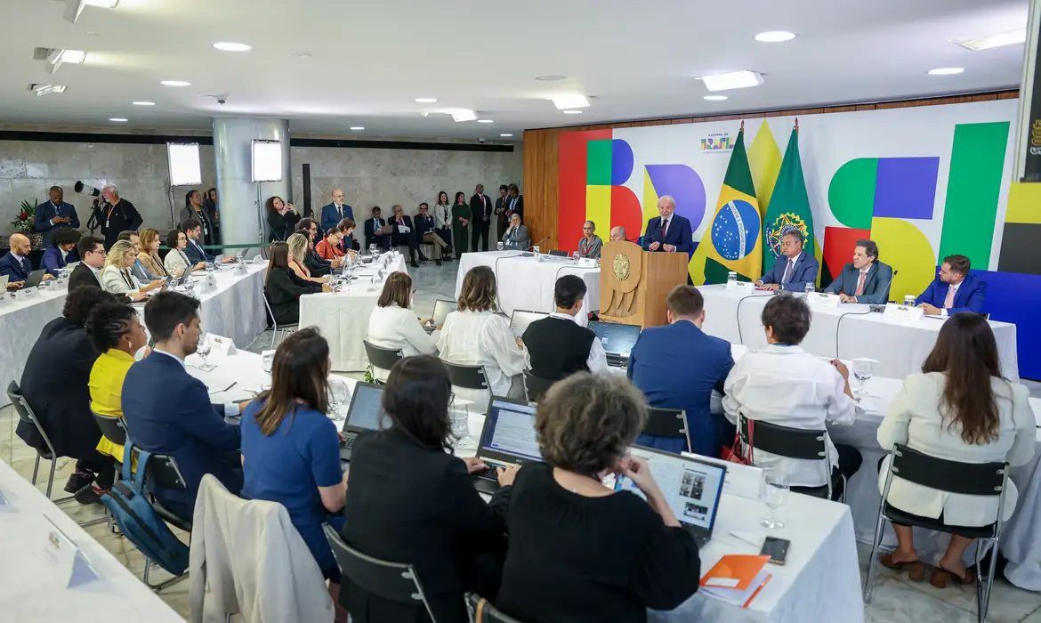 Lula afirma que vai vetar PL