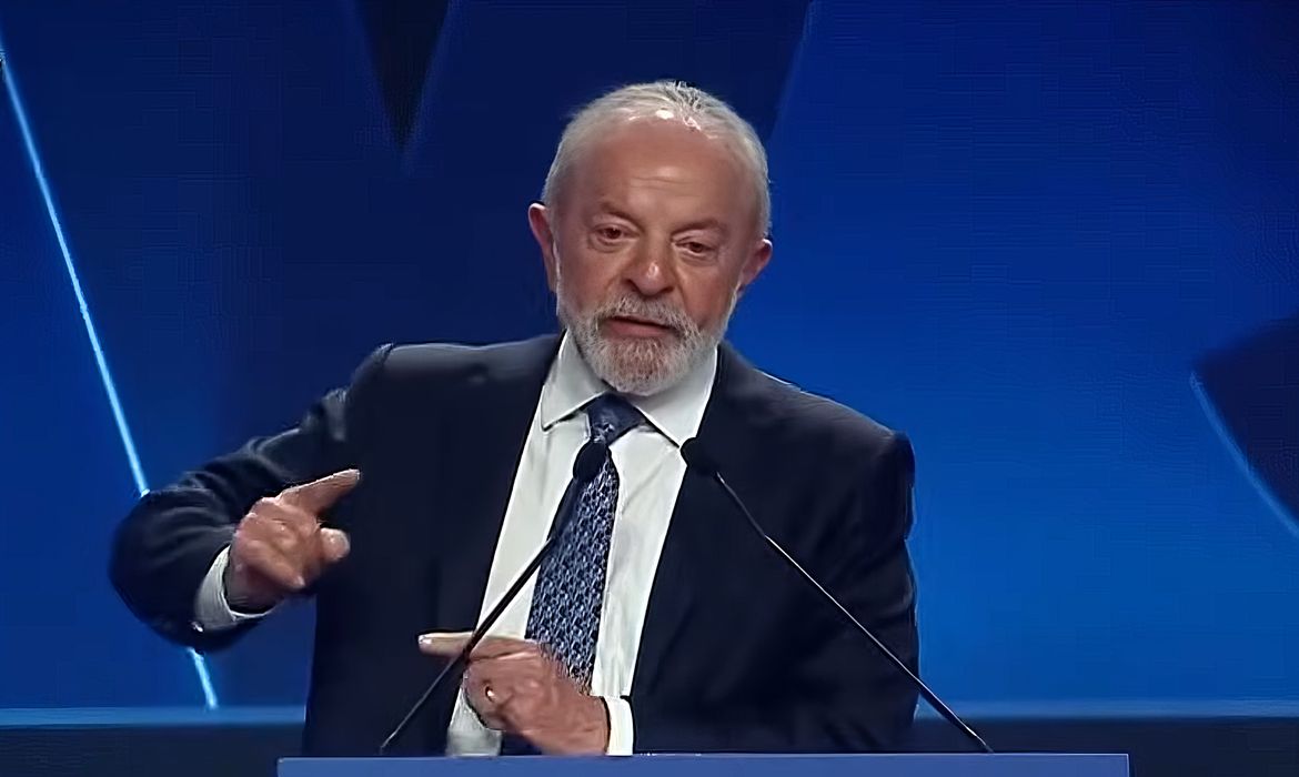 Lula diz que fim de sanção a Alexandre de Moraes é bom