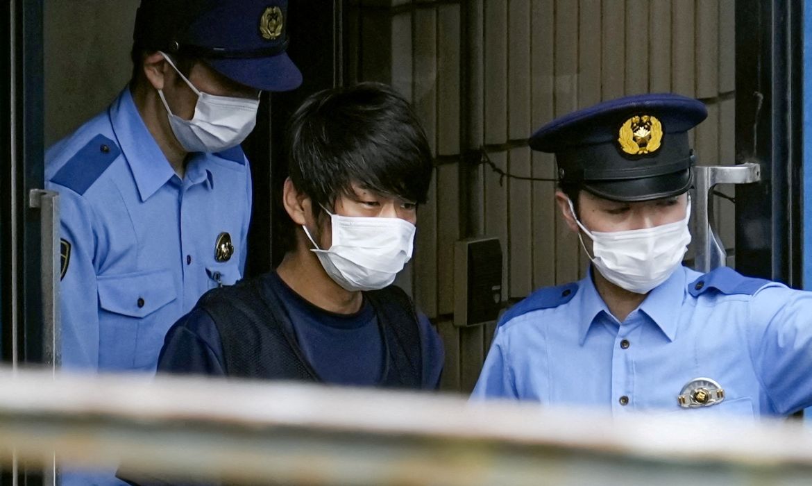 Japão: Assassino de ex-primeiro-ministro é condenado