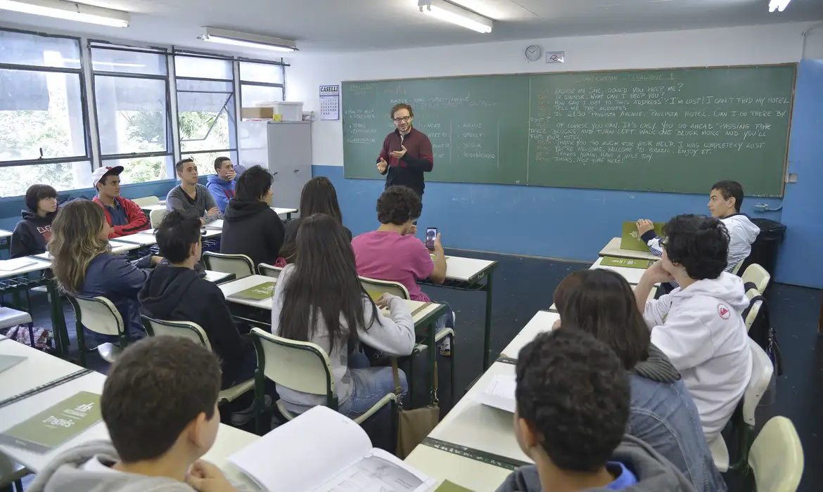 Piso do magistério tem reajuste de 5,4%