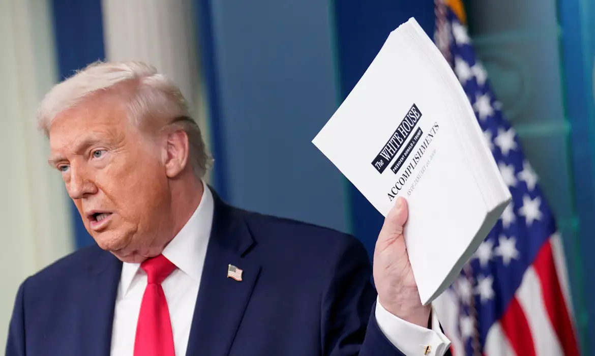 Trump pede que Irã aja rapidamente sobre plano
