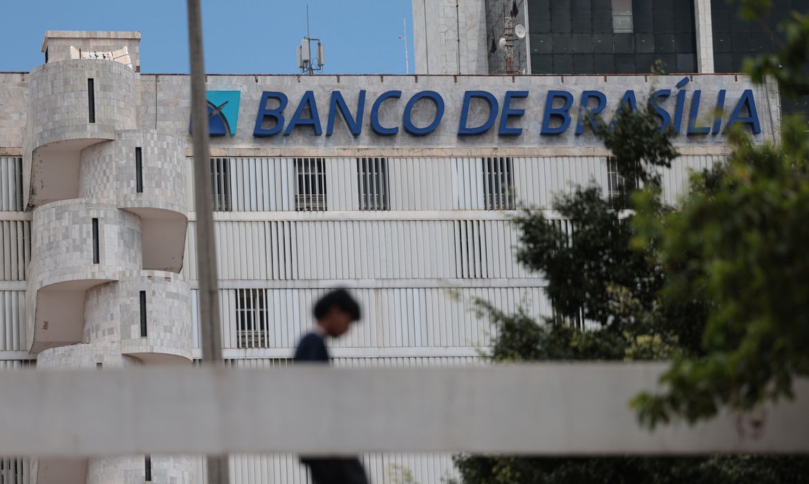 BRB firma acordo para transferir ativos comprados