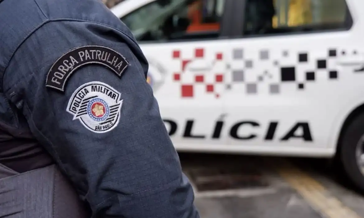 Policiais em serviço mataram 142 pessoas