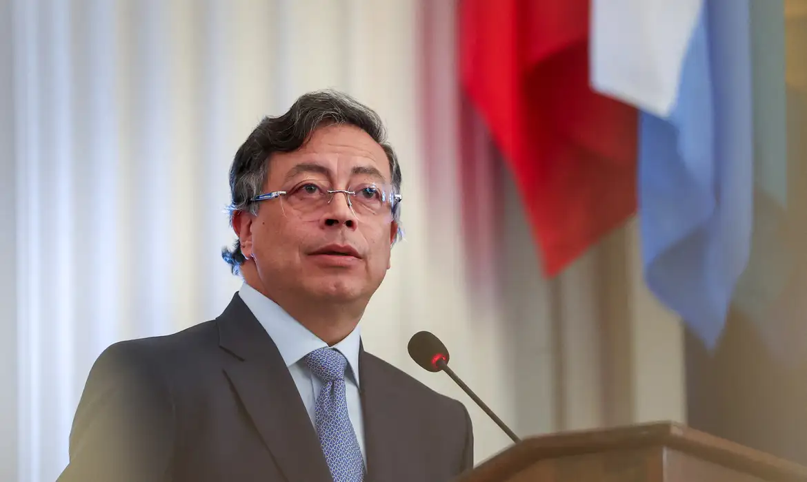 Colômbia: Petro não reconhece resultado eleitoral