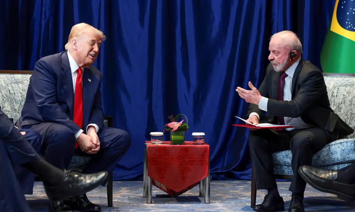 Lula liga para Trump e diz que alegações para tarifaço