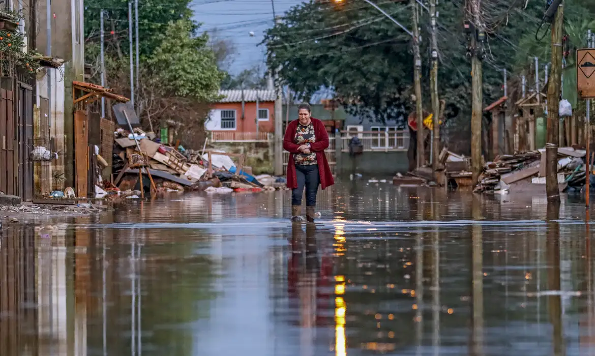 Ciclone bomba continua no Sul