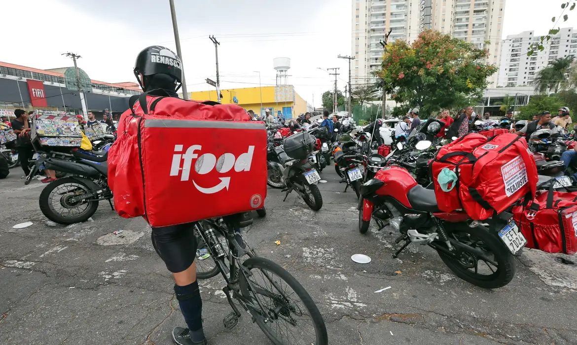 Anvisa libera venda de medicamentos por plataformas