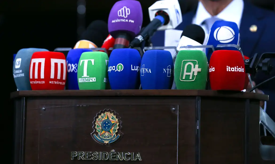 Jornalistas sofreram mais de 14 mil ataques